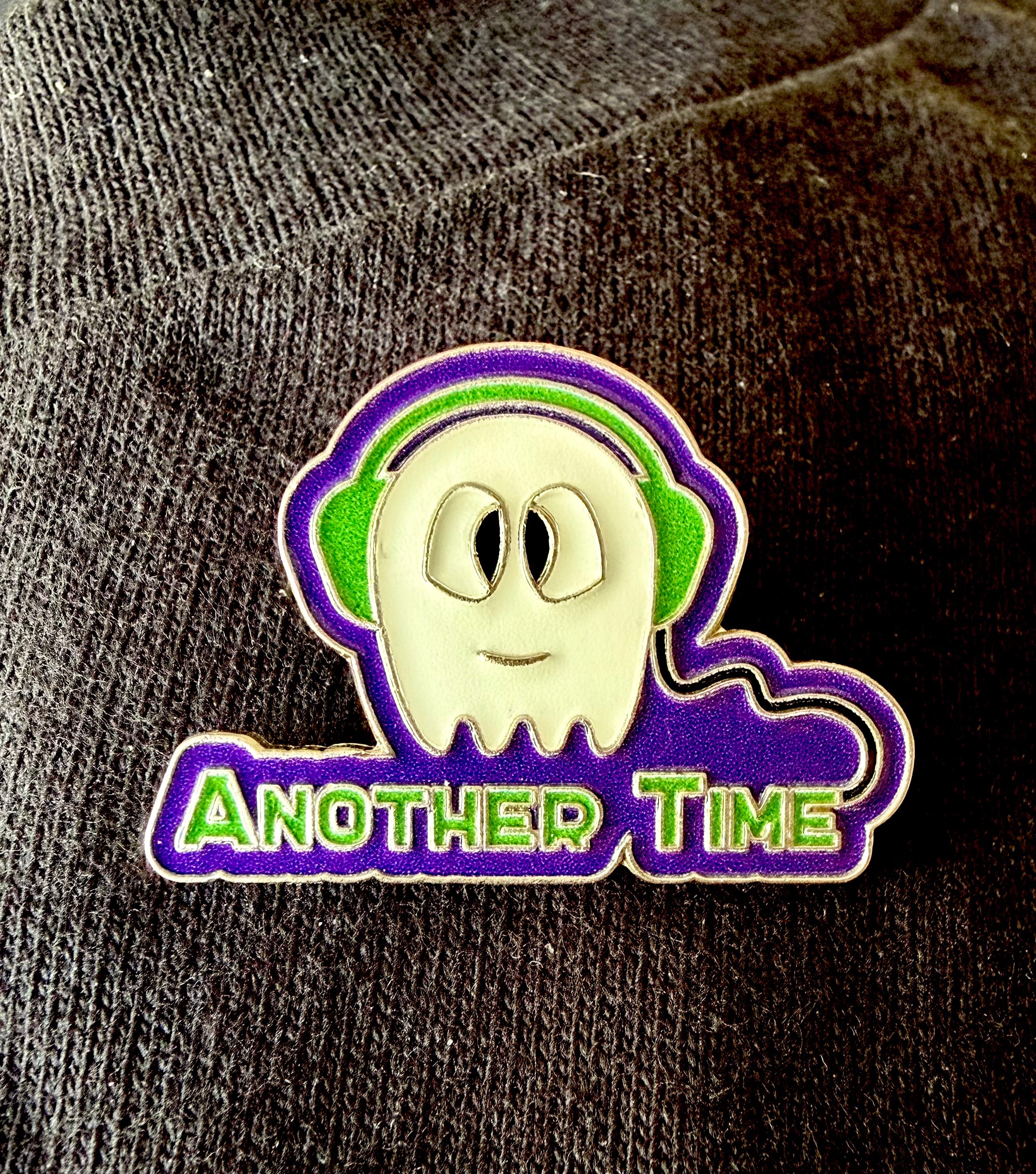 Ghost Pin